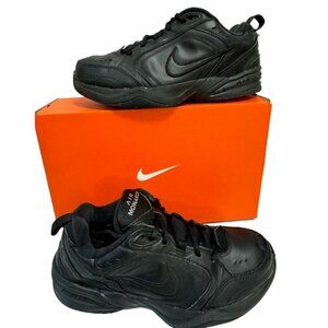 Nike Air Max Monarch IV 4E Extra Wide Mens Size 9EEEE Running Shoes Sneakers